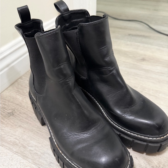 Steve Madden Shoes - Steve Madden Black Combat Boots